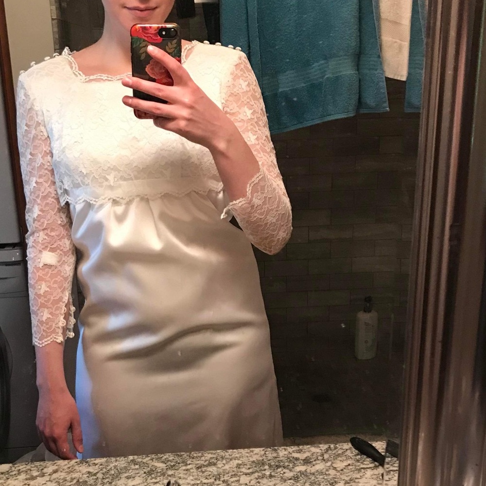 Stunning 1970s lace wedding gown